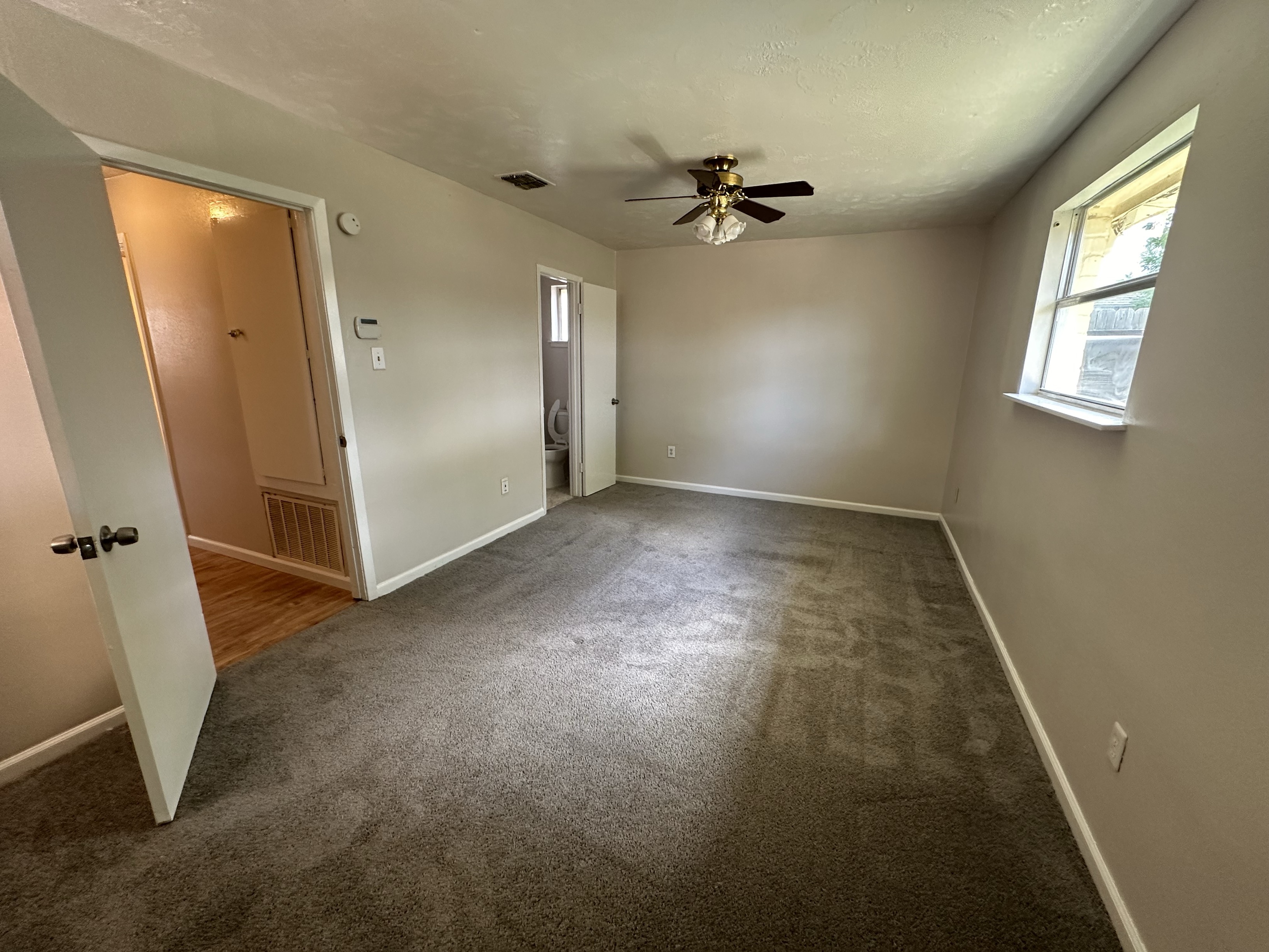 9042 Klondike St , Houston, TX 77075 SWE Homes