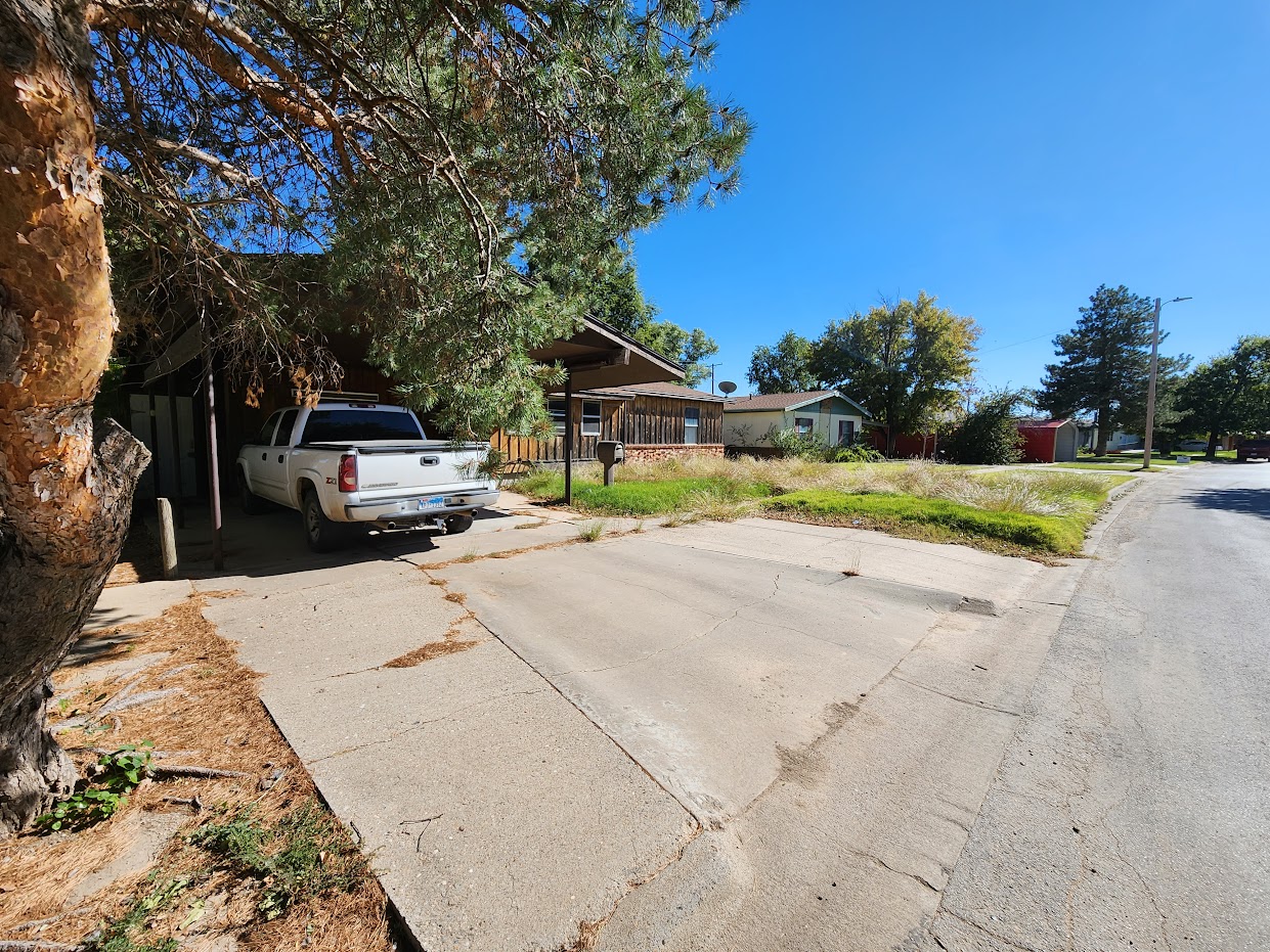 1913 Colgate Dr , Perryton, TX 79070 SWE Homes