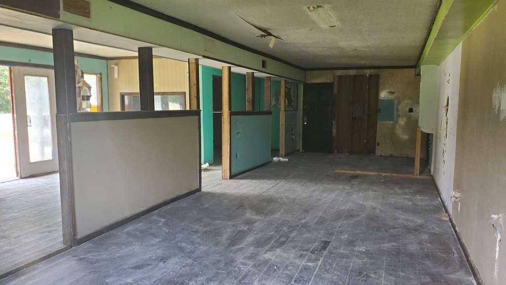 1225 Hwy 12 , Vidor, TX 77662 SWE Homes