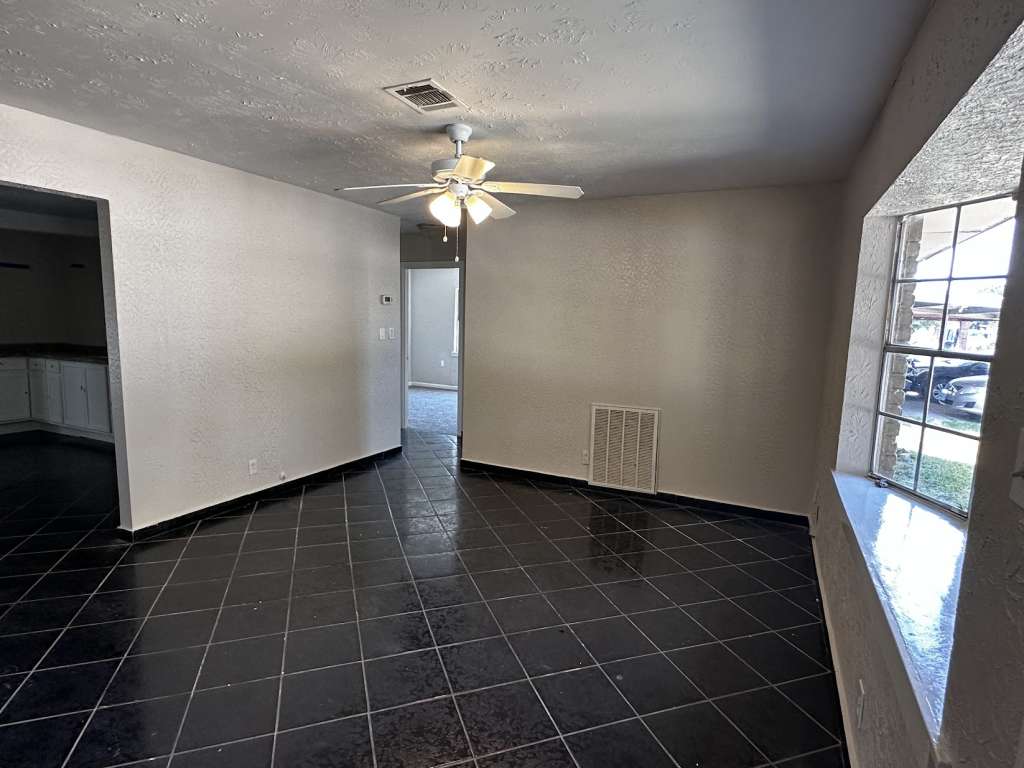 1613 Teanaway Ln, Houston, TX 77029 SWE Homes