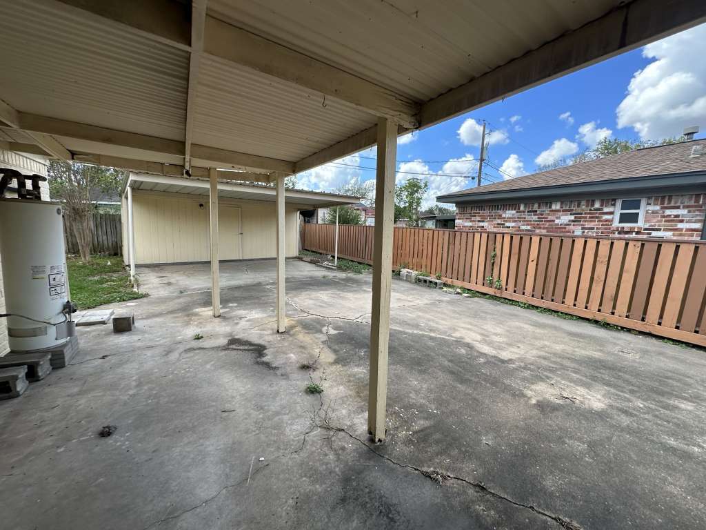 9042 Klondike St, Houston, TX 77075 SWE Homes