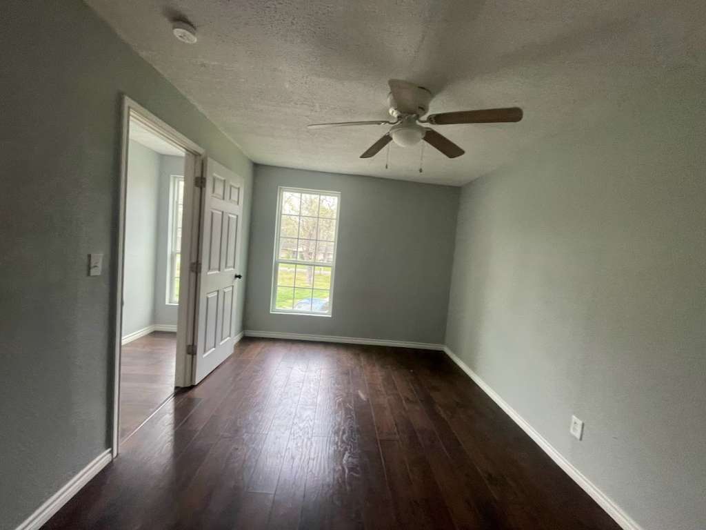 4938 Magnolia Ln., Old RiverWinfree, TX 77535 SWE Homes