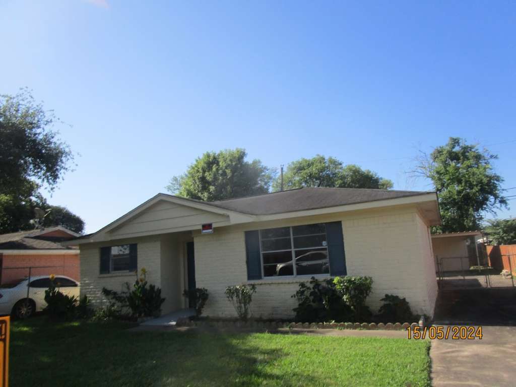 9042 Klondike St, Houston, TX 77075 SWE Homes