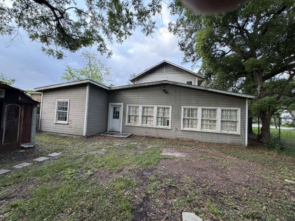 710 Cypress Ave, Orange, TX 77630 | SWE Homes