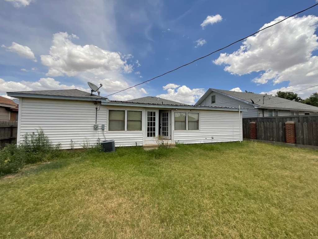 605 N Lefors St, Pampa, TX 79065 SWE Homes